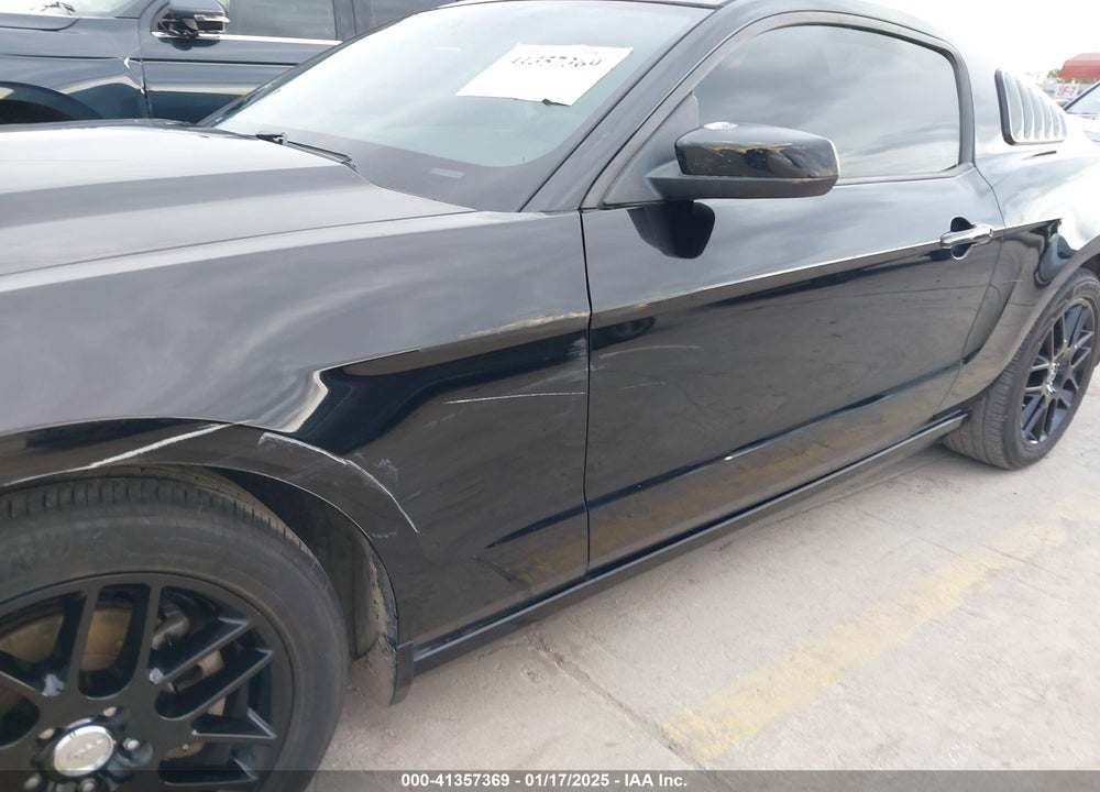 2014 FORD MUSTANG VIN: 1ZVBP8AM9E5228767