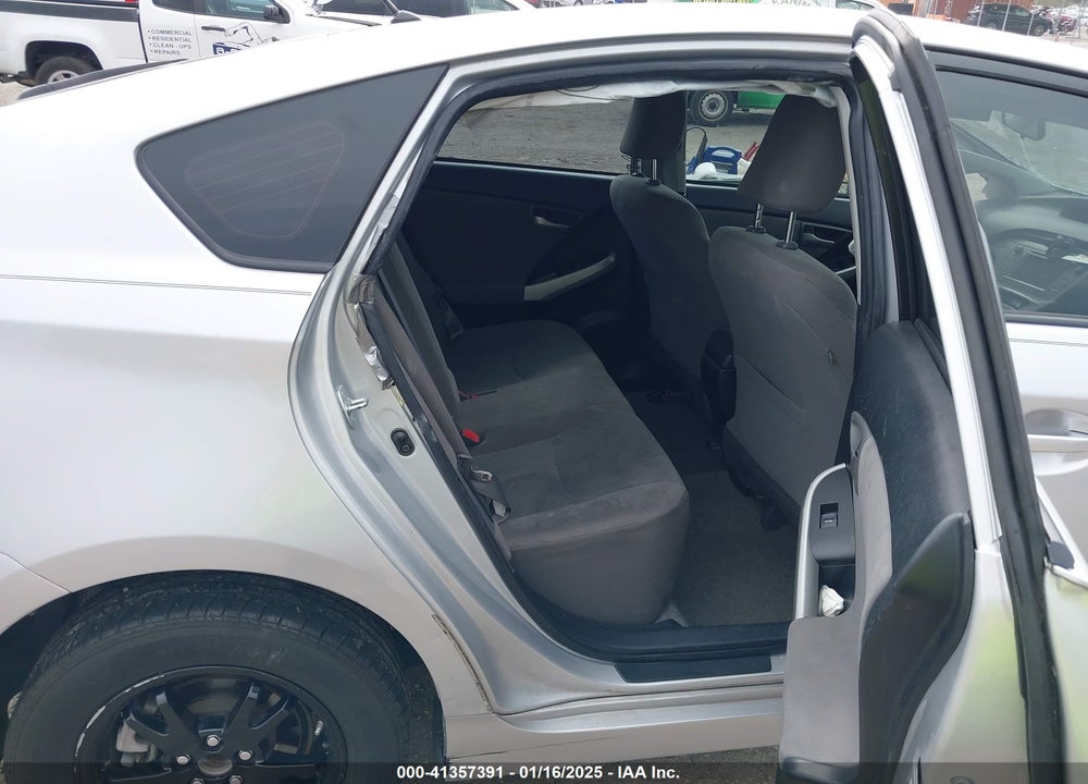 2015 TOYOTA PRIUS VIN: JTDKN3DU6F0454657