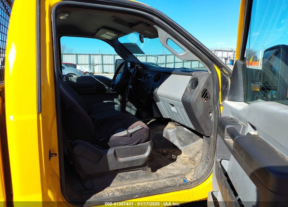 2014 FORD F-250 VIN: 1FTBF2A68EEB13811