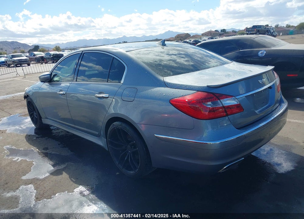 2014 HYUNDAI GENESIS VIN: KMHGC4DD0EU263675
