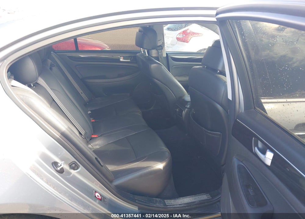 2014 HYUNDAI GENESIS VIN: KMHGC4DD0EU263675
