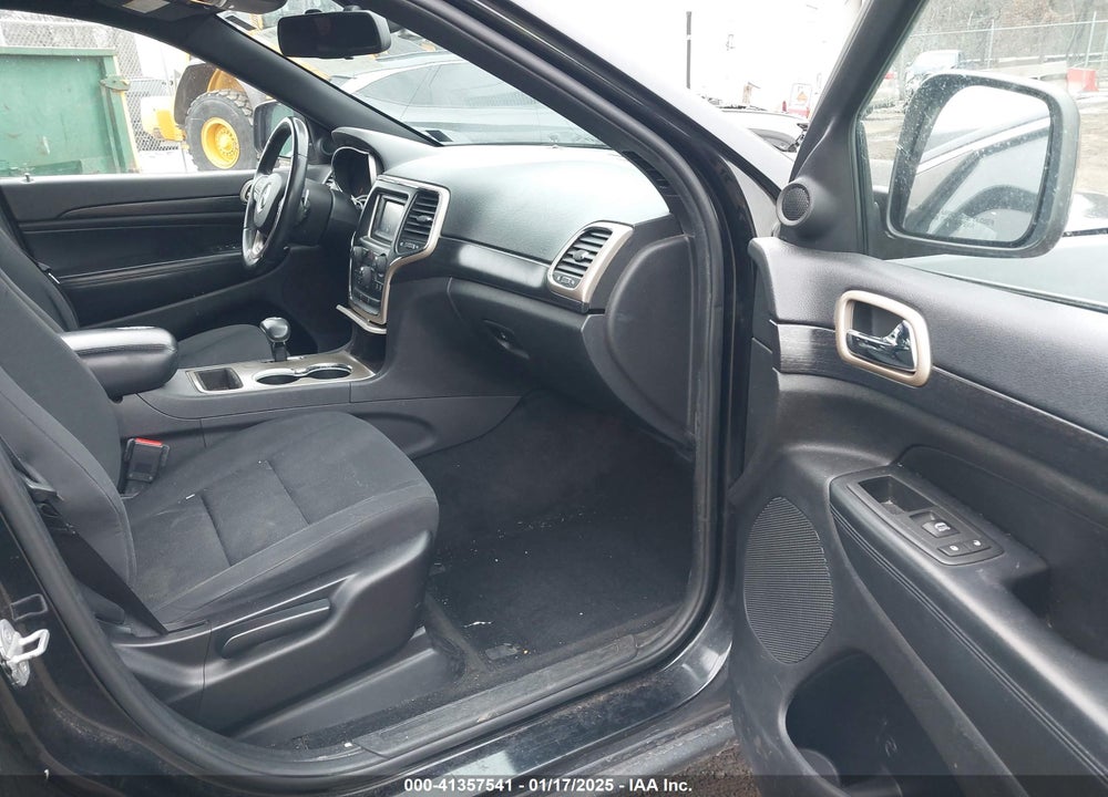 2014 JEEP GRAND CHEROKEE LAREDO VIN: 1C4RJFAGXEC133325