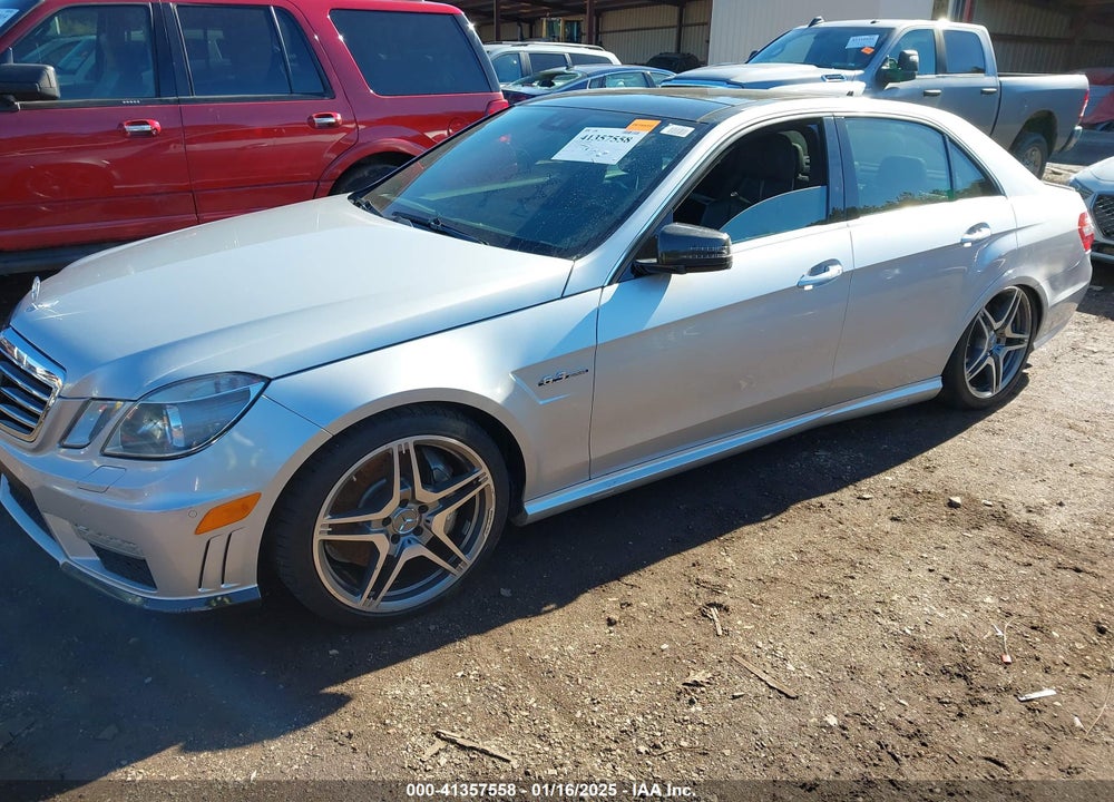 2011 MERCEDES-BENZ E 63 AMG VIN: WDDHF7HB7BA427825
