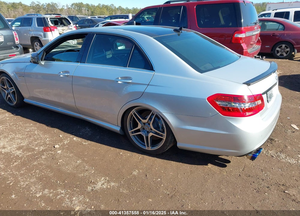 2011 MERCEDES-BENZ E 63 AMG VIN: WDDHF7HB7BA427825