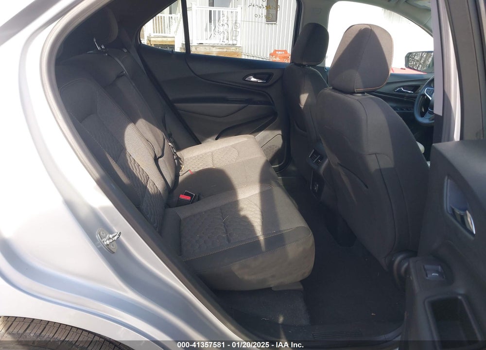 2019 CHEVROLET EQUINOX VIN: 2GNAXKEV1K6161524