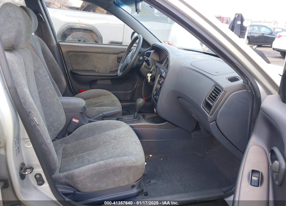 2003 HYUNDAI ELANTRA GLS/GT VIN: KMHDN45D93U701294