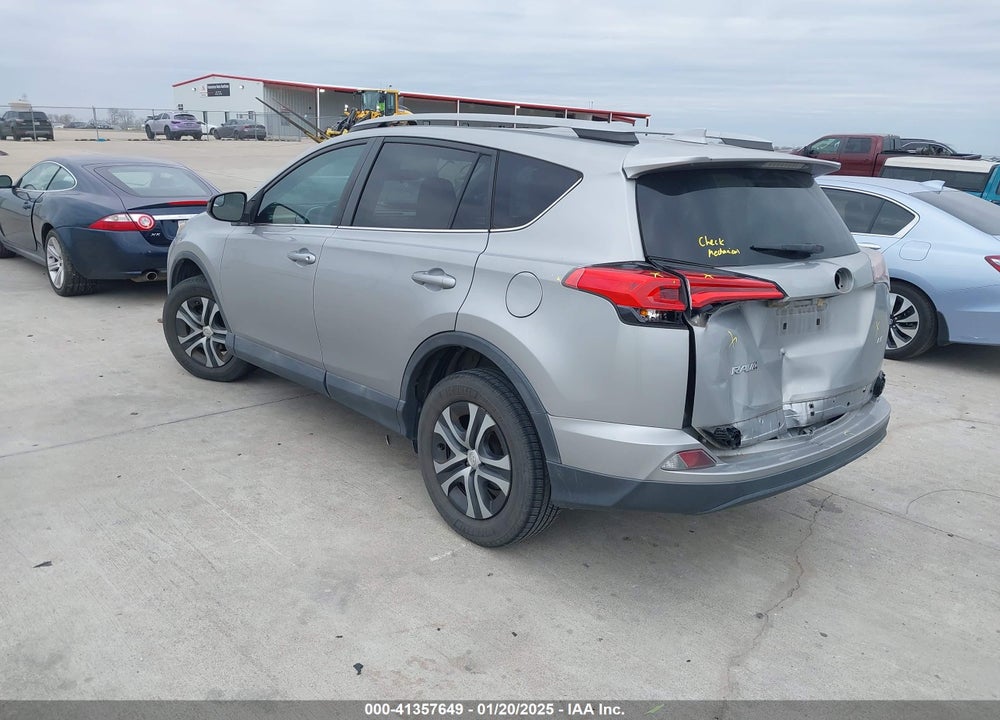 2018 TOYOTA RAV4 LE VIN: 2T3ZFREV6JW423421