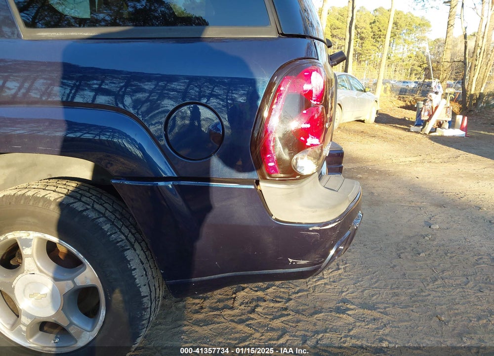 2007 CHEVROLET TRAILBLAZER LS VIN: 1GNDS13S472247588