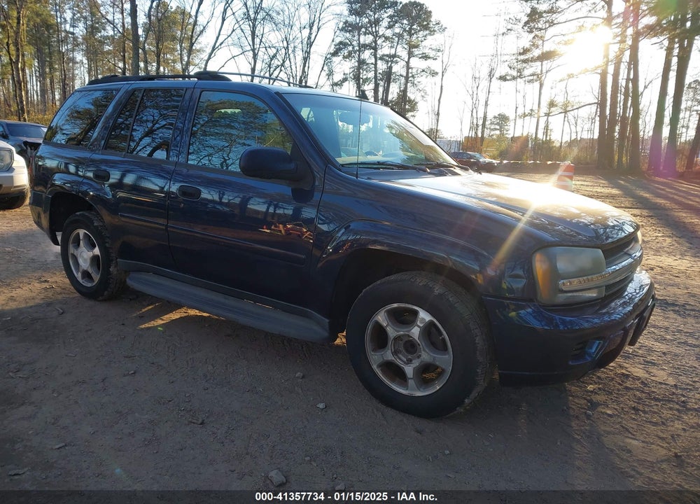 2007 CHEVROLET TRAILBLAZER LS VIN: 1GNDS13S472247588