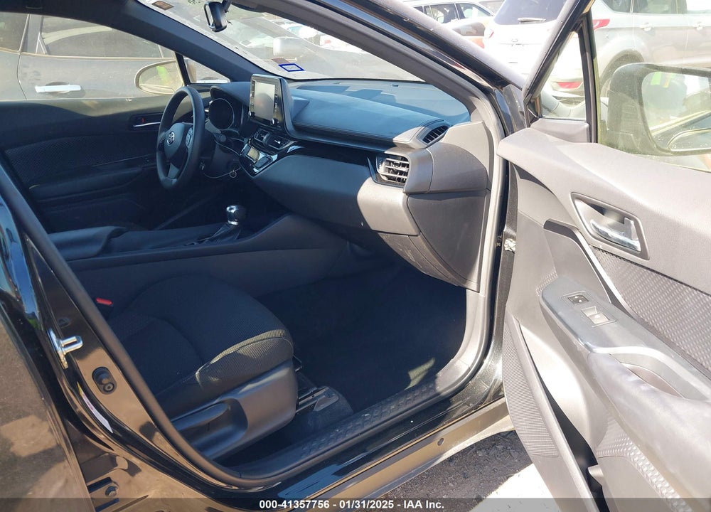2019 TOYOTA C-HR VIN: JTNKHMBX4K1055451