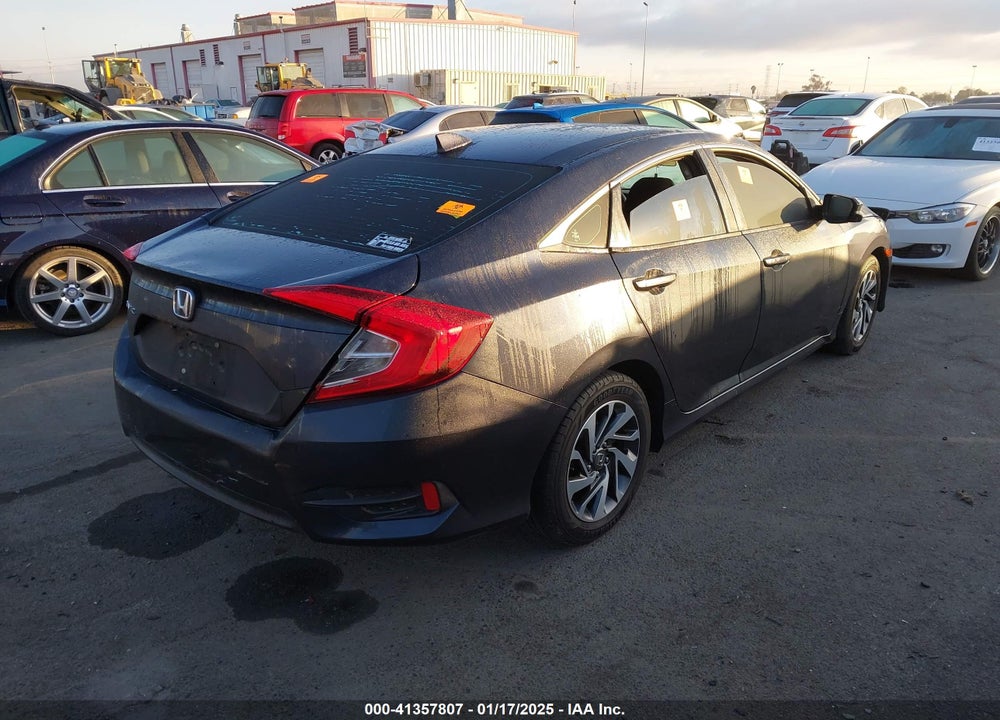 2018 HONDA CIVIC SEDAN VIN: 2HGFC2F75JH579275
