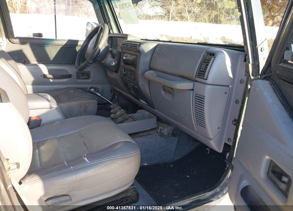 1998 JEEP WRANGLER SE VIN: 1J4FY29P9WP792979