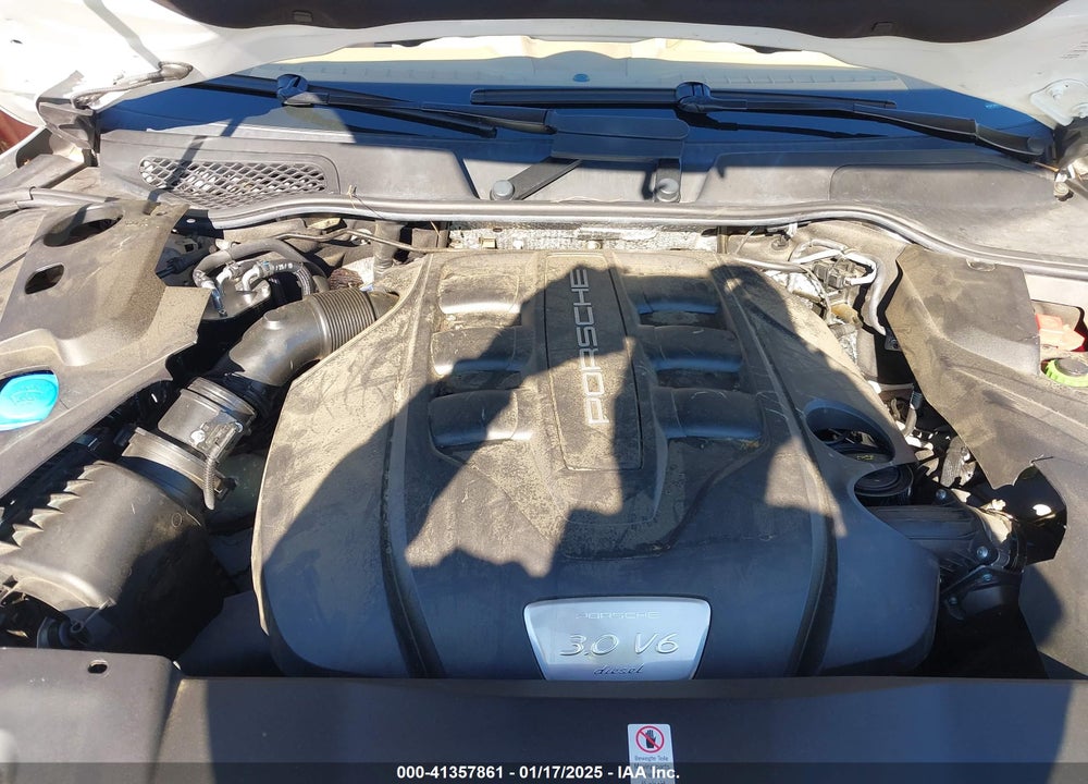 2016 PORSCHE CAYENNE DIESEL VIN: WP1AF2A27GKA41186