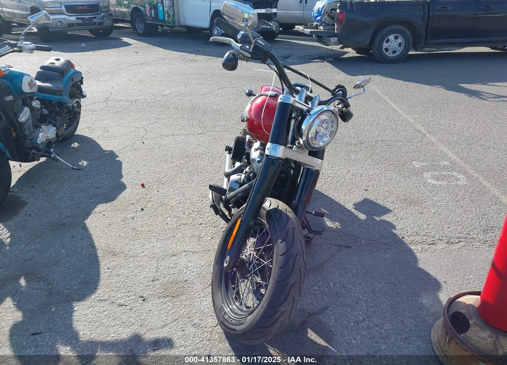 2018 HARLEY-DAVIDSON FLSL SOFTAIL SLIM VIN: 1HD1YDJ37JC022721
