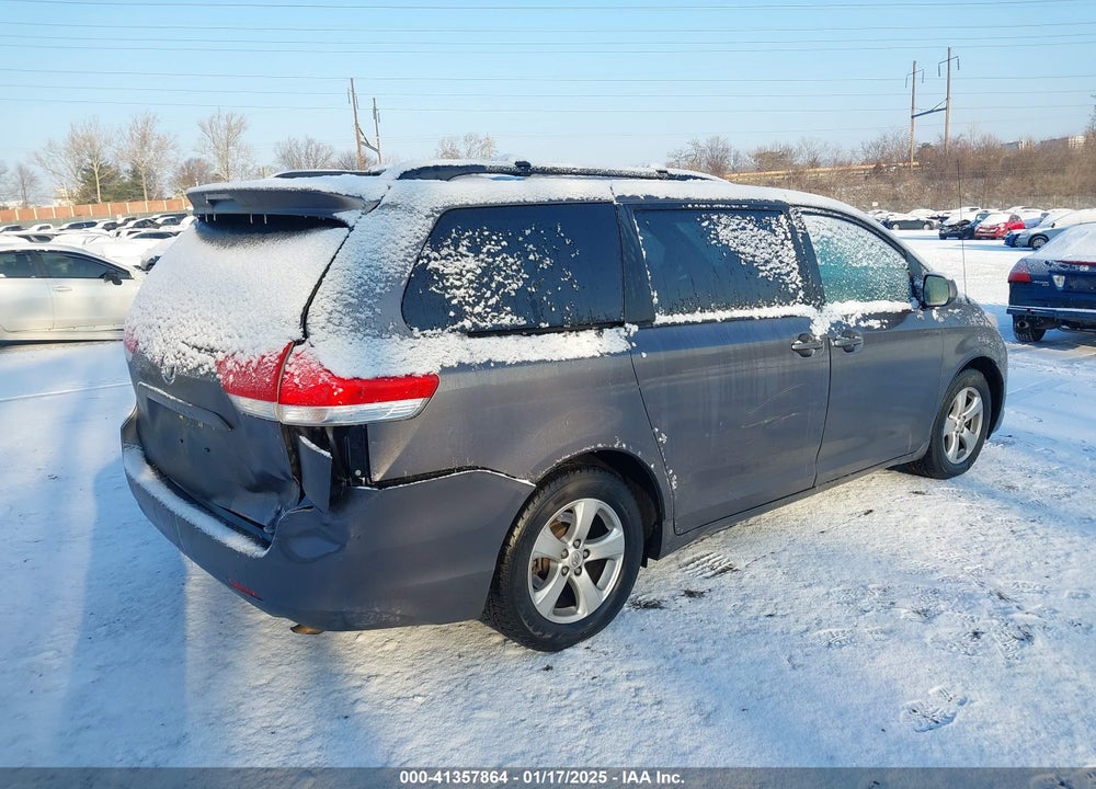 2011 TOYOTA SIENNA LE V6 VIN: 5TDKK3DC0BS091392