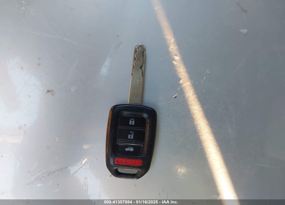 2015 HONDA CIVIC VIN: 2HGFB2F61FH528647