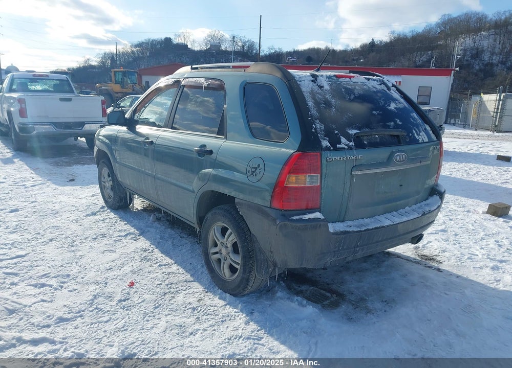 2008 KIA SPORTAGE VIN: KNDJF724287506704