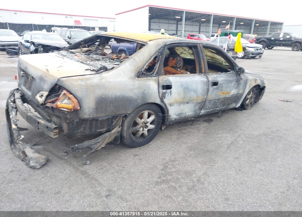 2002 TOYOTA AVALON XLS VIN: 4T1BF28B42U234030