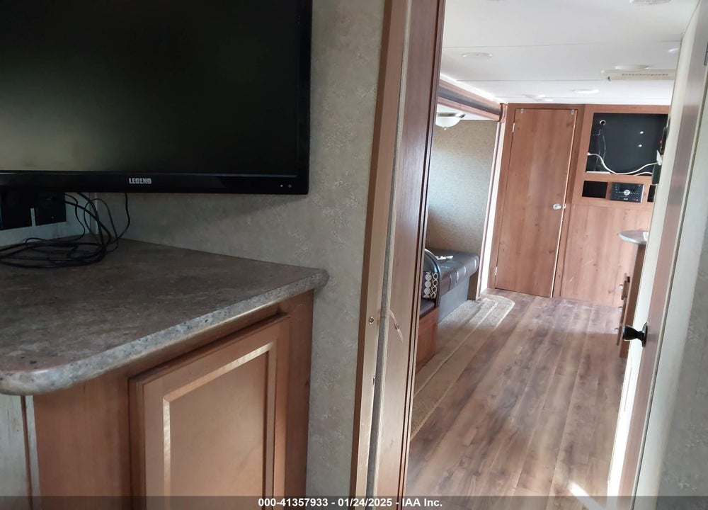 2017 GULFSTREAM OTHER VIN: 1NLIGTM20H1123858