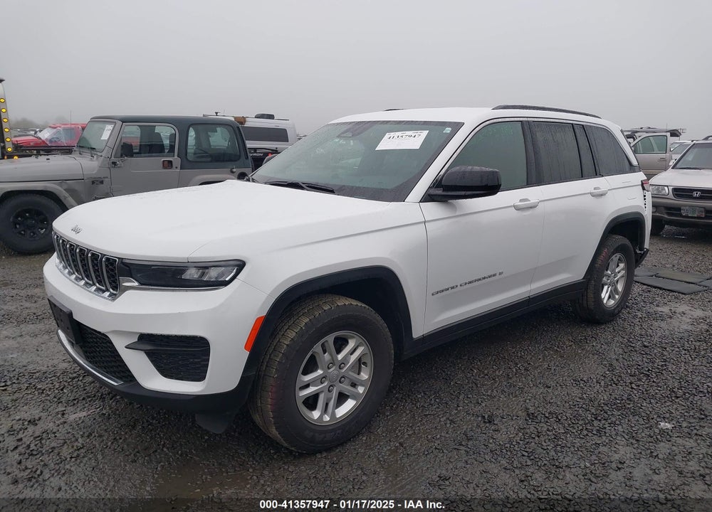 2024 JEEP GRAND CHEROKEE LAREDO 4X4 VIN: 1C4RJHAGXRC185832