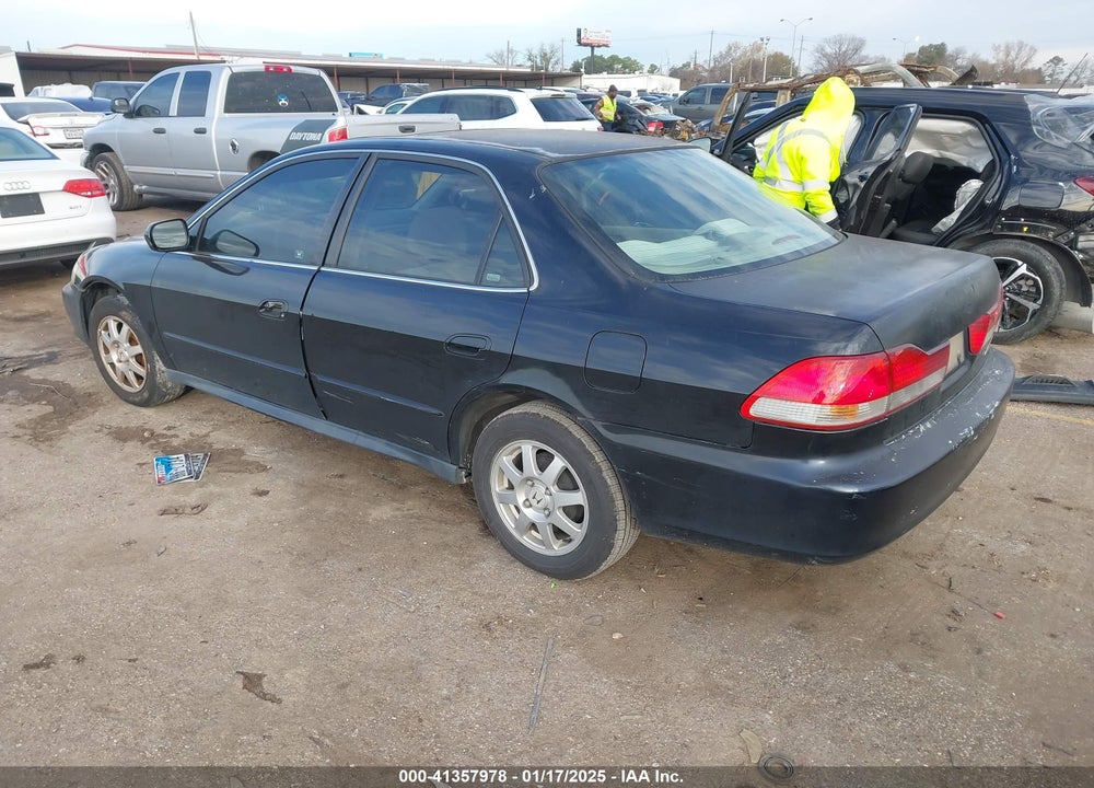 2002 HONDA ACCORD 2.3 SE VIN: JHMCG56702C021635