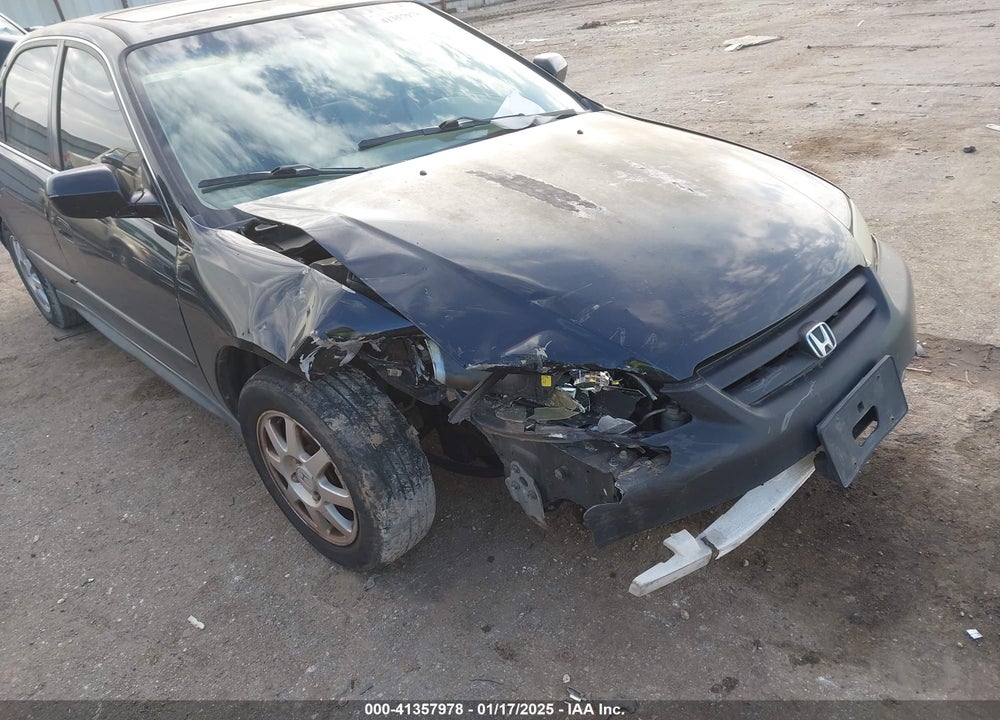 2002 HONDA ACCORD 2.3 SE VIN: JHMCG56702C021635