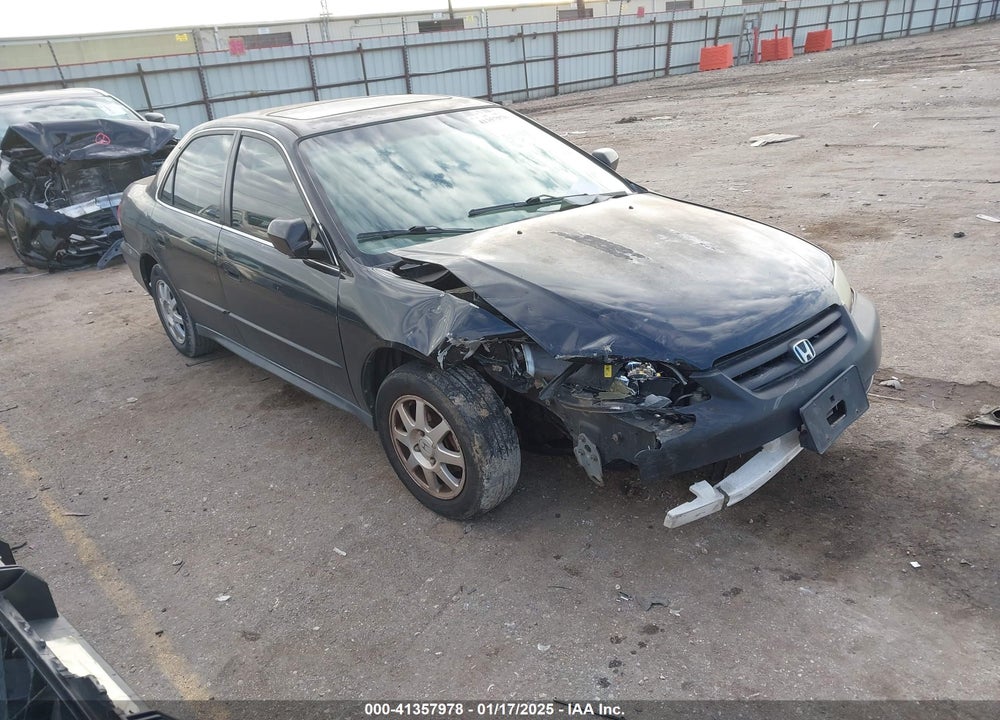 2002 HONDA ACCORD 2.3 SE VIN: JHMCG56702C021635