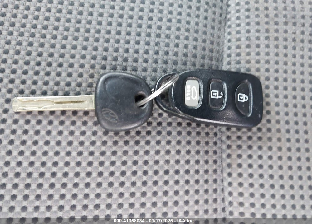 2012 HYUNDAI SONATA GLS VIN: 5NPEB4AC5CH434518