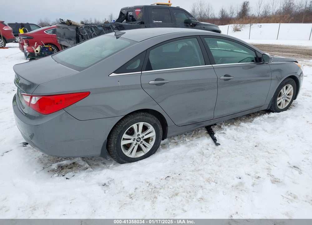 2012 HYUNDAI SONATA GLS VIN: 5NPEB4AC5CH434518