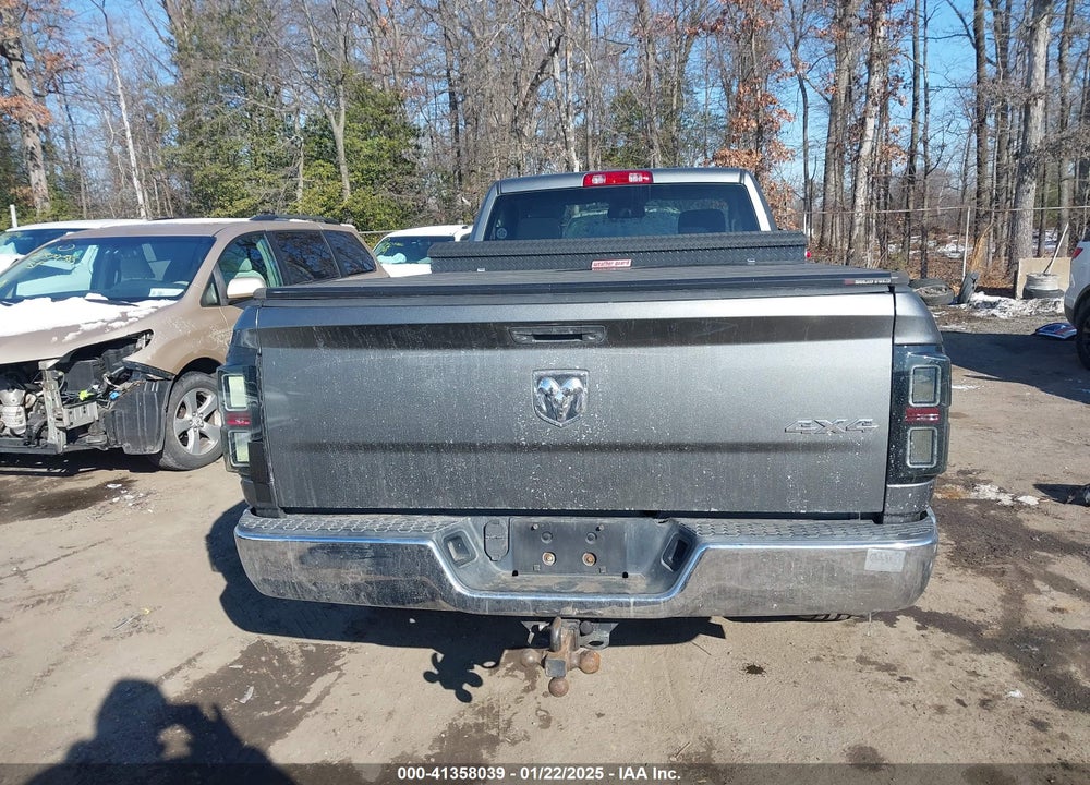 2013 RAM 1500 VIN: 3C6JR7DT9DG572748