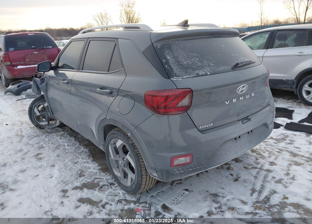 2021 HYUNDAI VENUE SEL VIN: KMHRC8A31MU109616