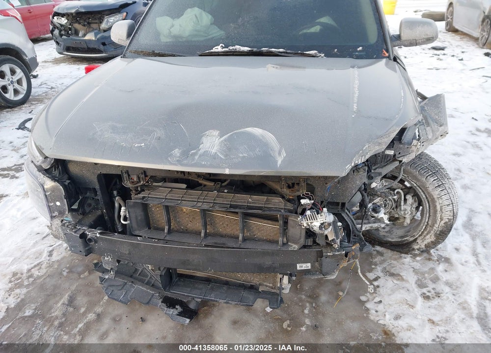 2021 HYUNDAI VENUE SEL VIN: KMHRC8A31MU109616