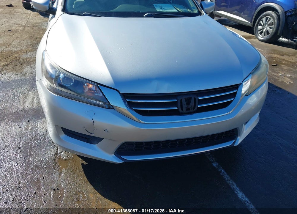 2015 HONDA ACCORD VIN: 1HGCR2F35FA028512