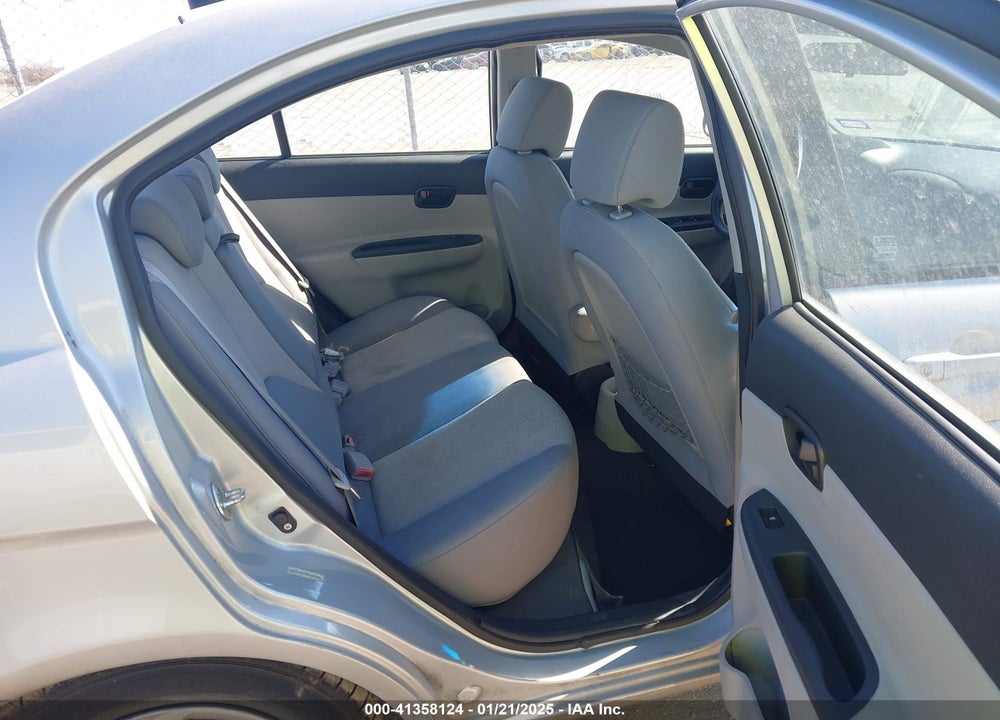 2010 HYUNDAI ACCENT VIN: KMHCN4AC7AU493115