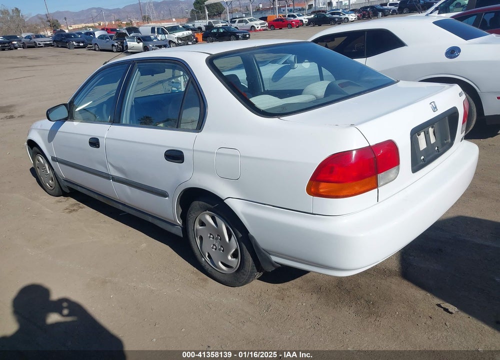 1997 HONDA CIVIC LX VIN: 2HGEJ6576VH518887