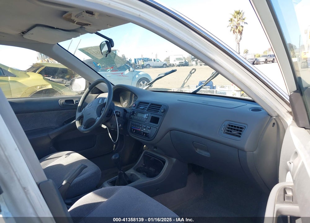 1997 HONDA CIVIC LX VIN: 2HGEJ6576VH518887
