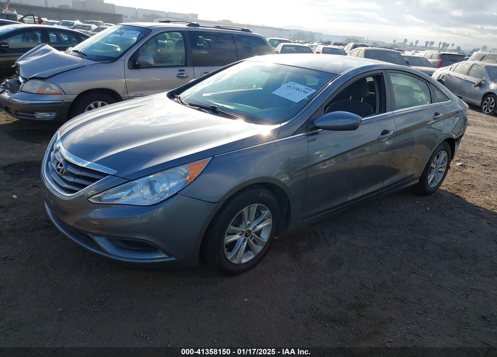 2013 HYUNDAI SONATA VIN: 5NPEB4AC4DH655870