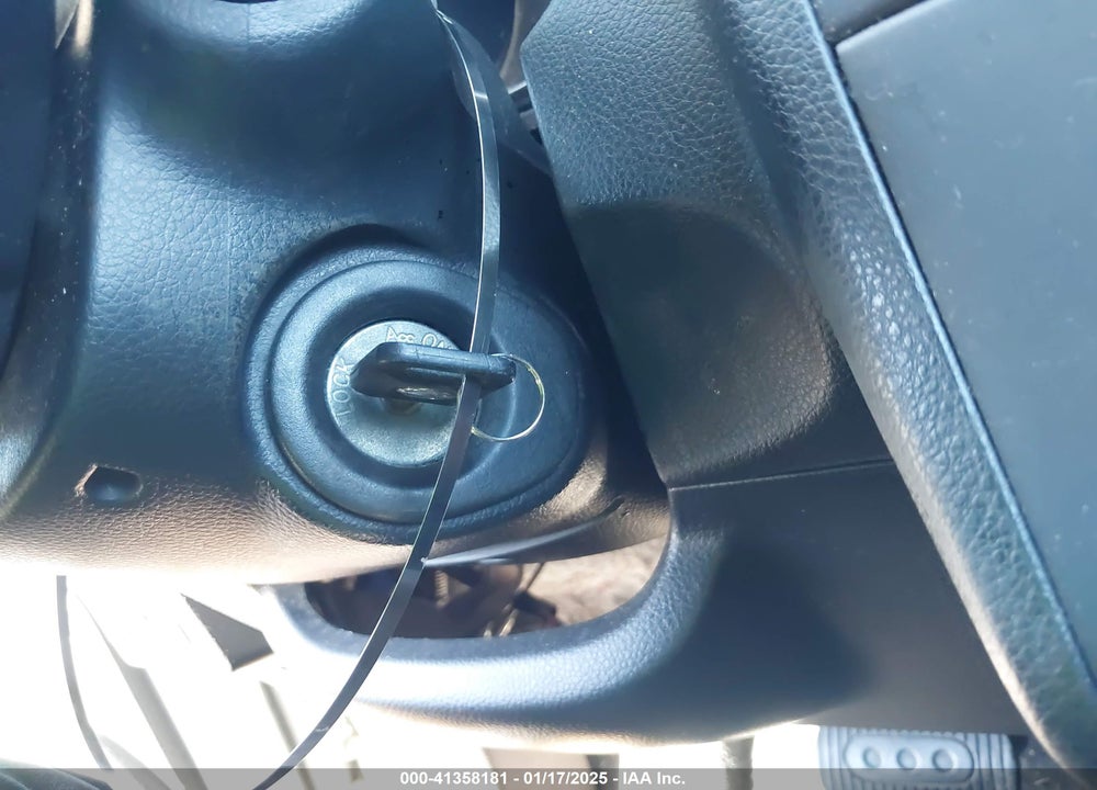 2008 NISSAN VERSA 1.8S VIN: 3N1BC11E78L353675