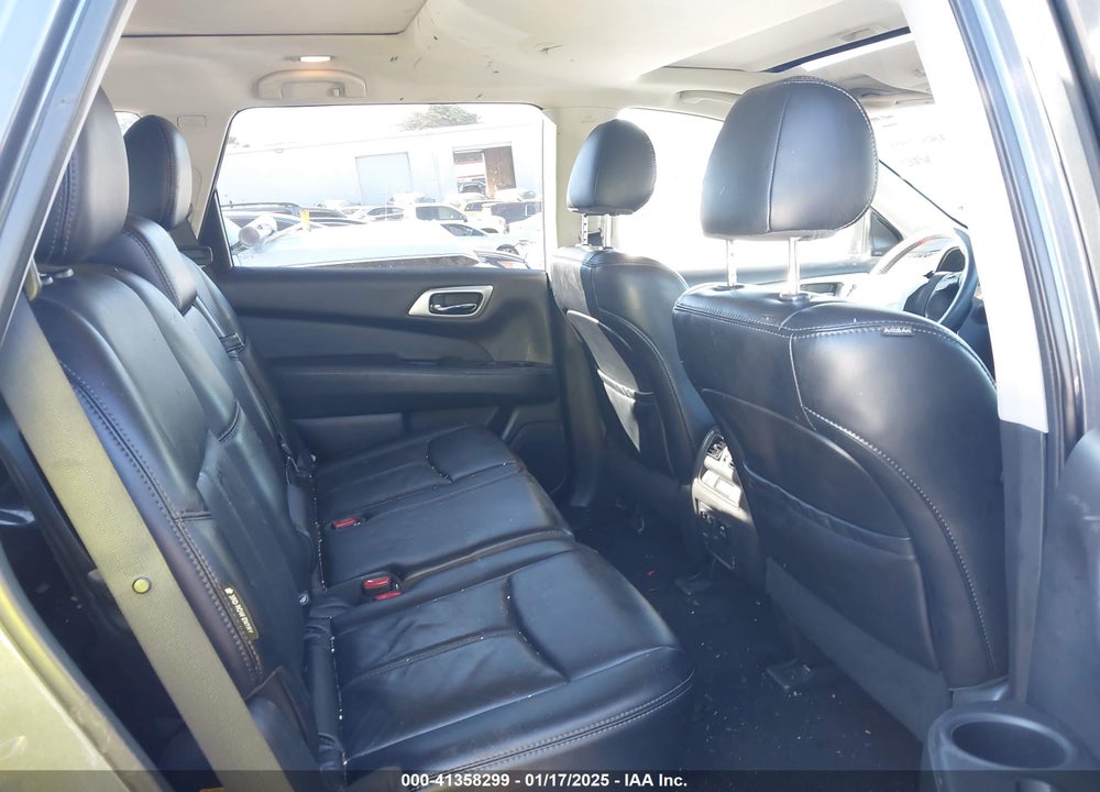 2019 NISSAN PATHFINDER SL VIN: 5N1DR2MN5KC580884