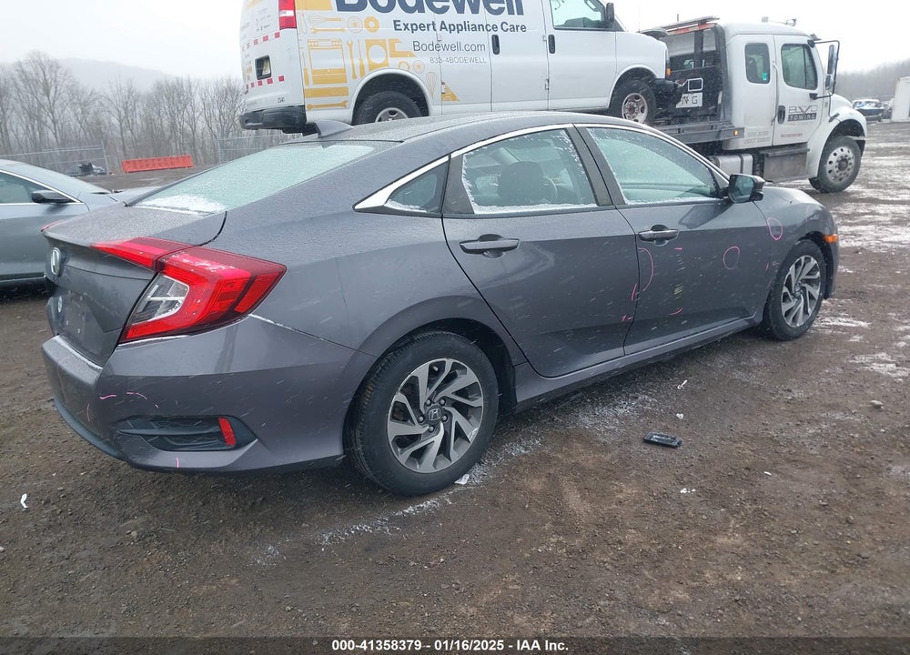 2018 HONDA CIVIC EX VIN: 2HGFC2F77JH580802