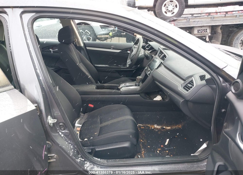 2018 HONDA CIVIC EX VIN: 2HGFC2F77JH580802
