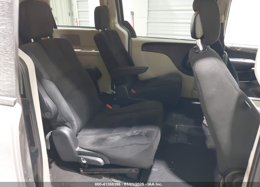 2016 DODGE GRAND CARAVAN SXT VIN: 2C4RDGCG3GR250443