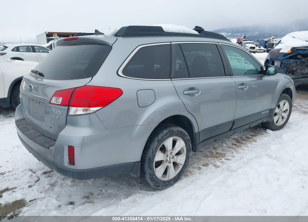 2011 SUBARU OUTBACK 3.6R LIMITED VIN: 4S4BRDJC8B2424463