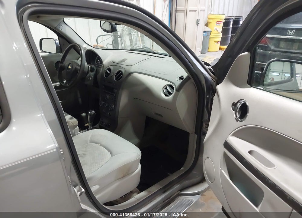 2006 CHEVROLET HHR LT VIN: 3GNDA23P16S576448