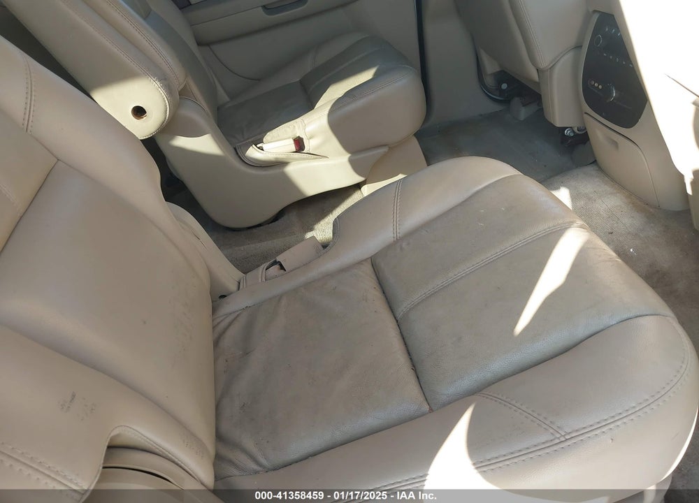 2007 GMC YUKON XL 1500 VIN: 1GKFK16397J206390