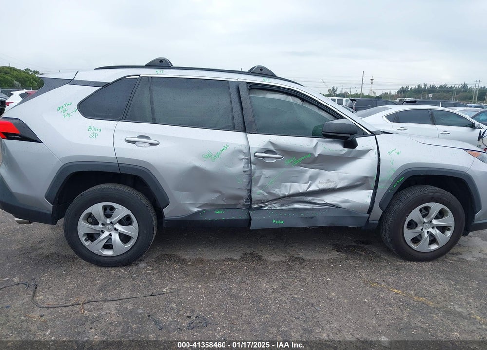 2020 TOYOTA RAV4 LE VIN: 2T3H1RFV4LC077558