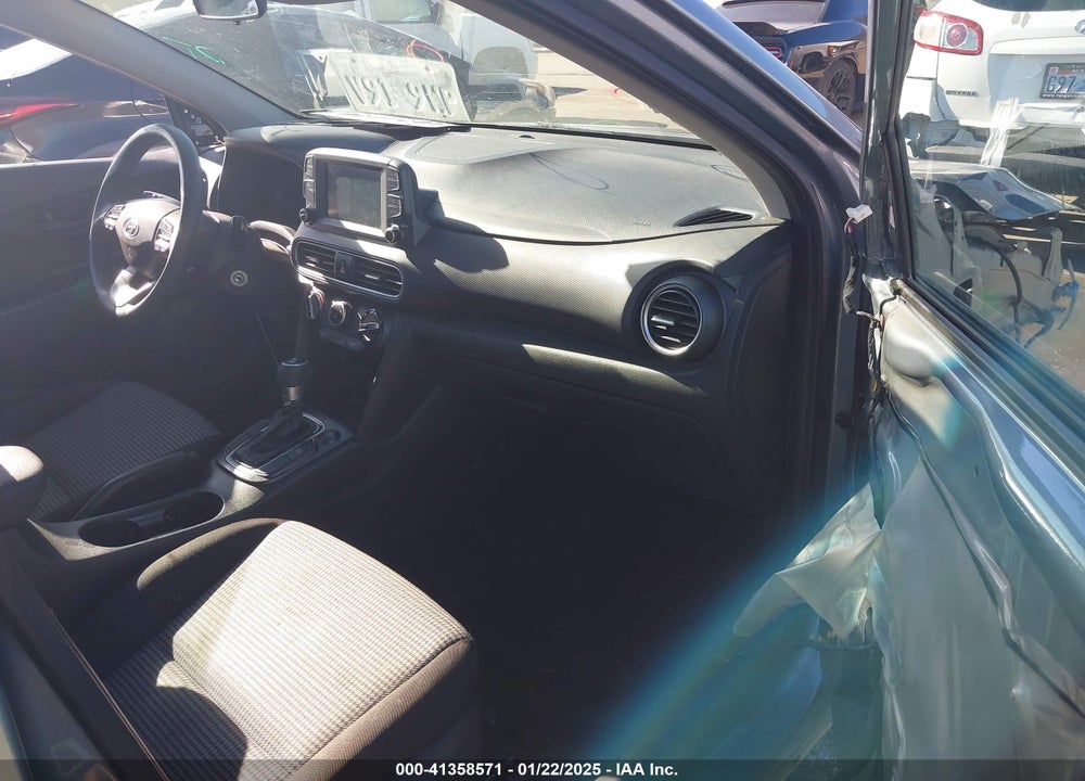 2019 HYUNDAI KONA SE VIN: KM8K1CAA6KU290816