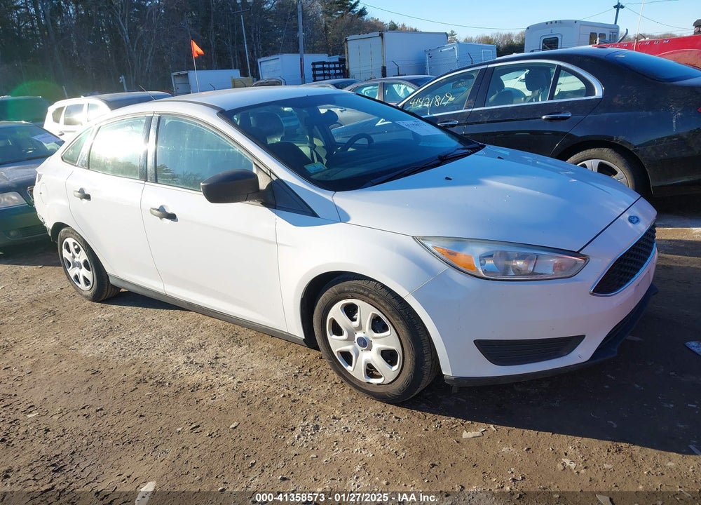 2016 FORD FOCUS S VIN: 1FADP3E23GL290483