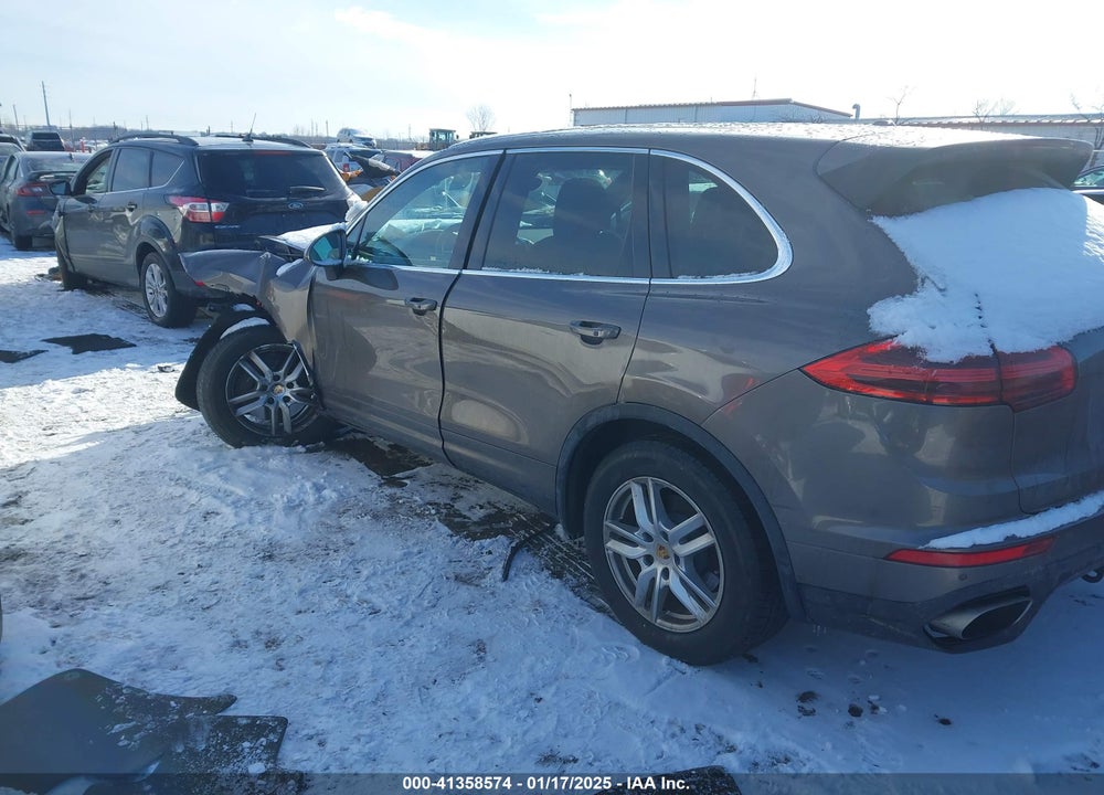 2016 PORSCHE CAYENNE VIN: WP1AA2A21GLA05440