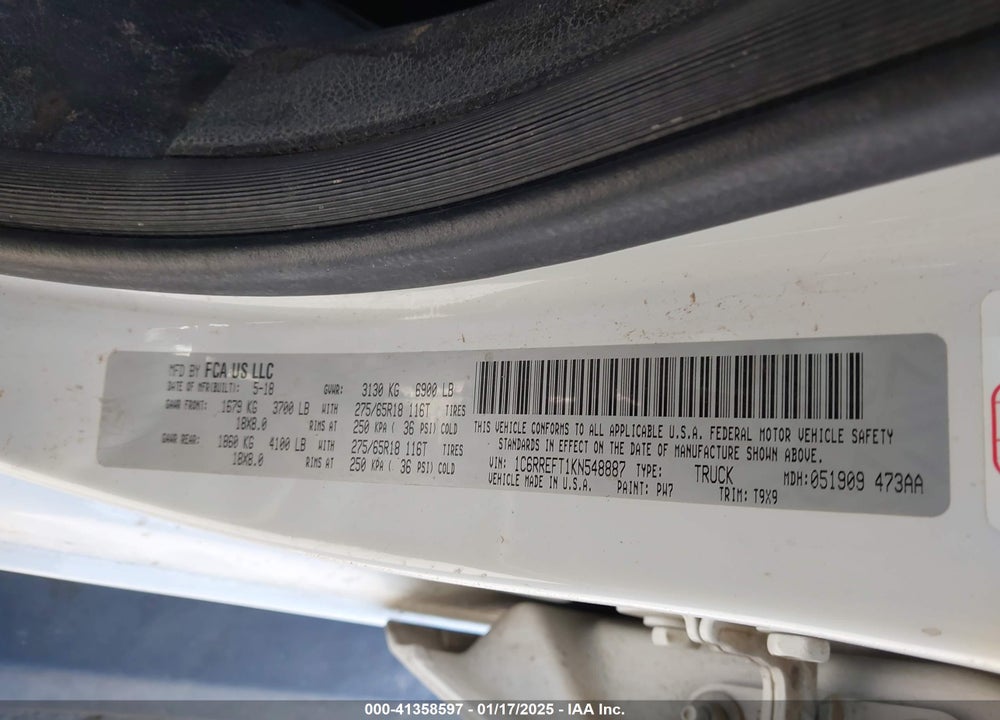 2019 RAM 1500 VIN: 1C6RREFT1KN548887